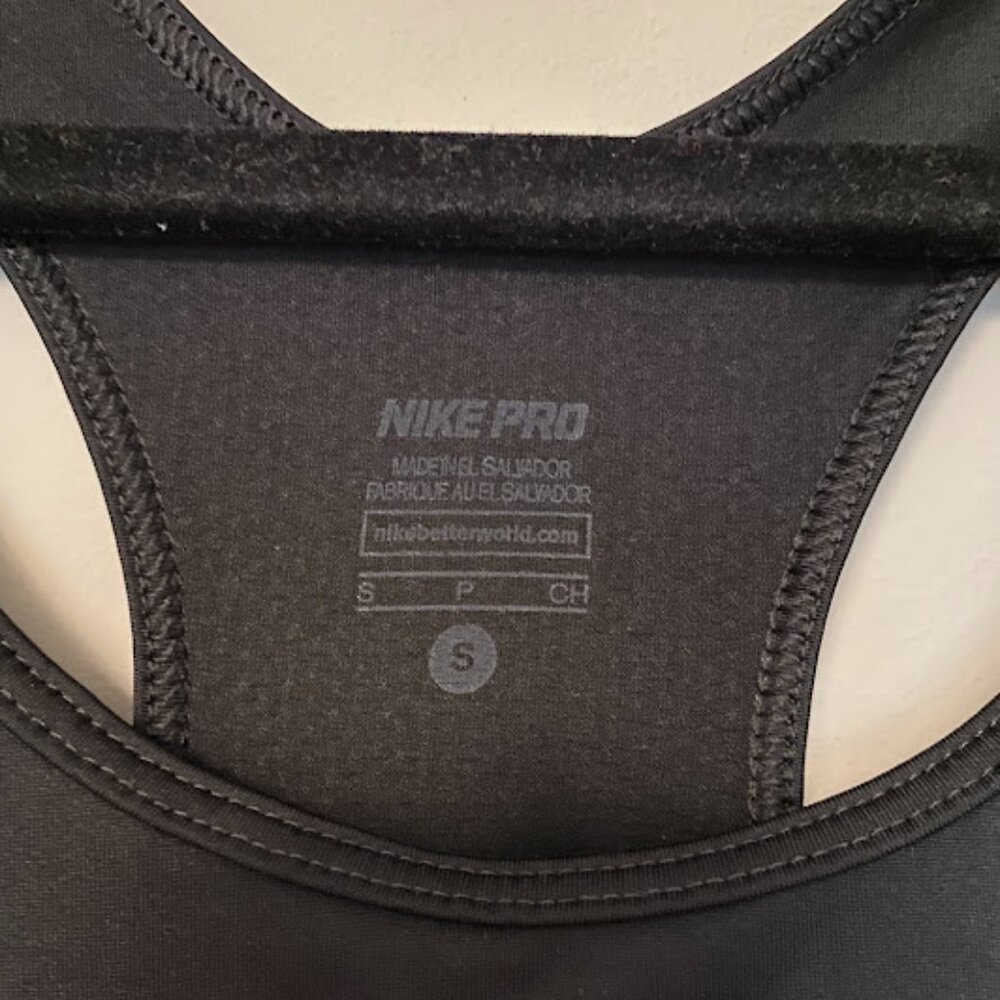 Nike Cropped Black Racerback - Picture 4 of 4